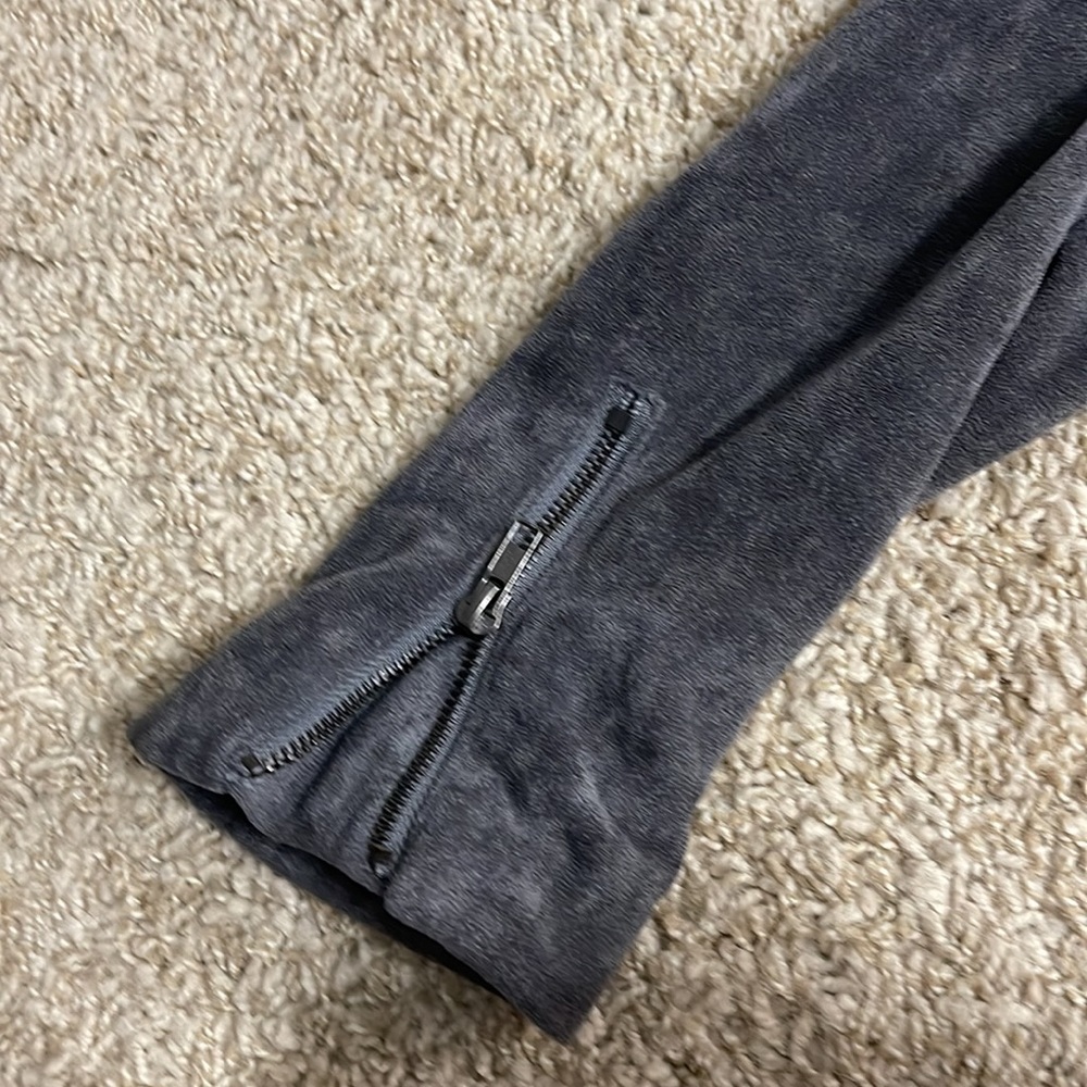 Grey suede jacket - Picture 3 of 4